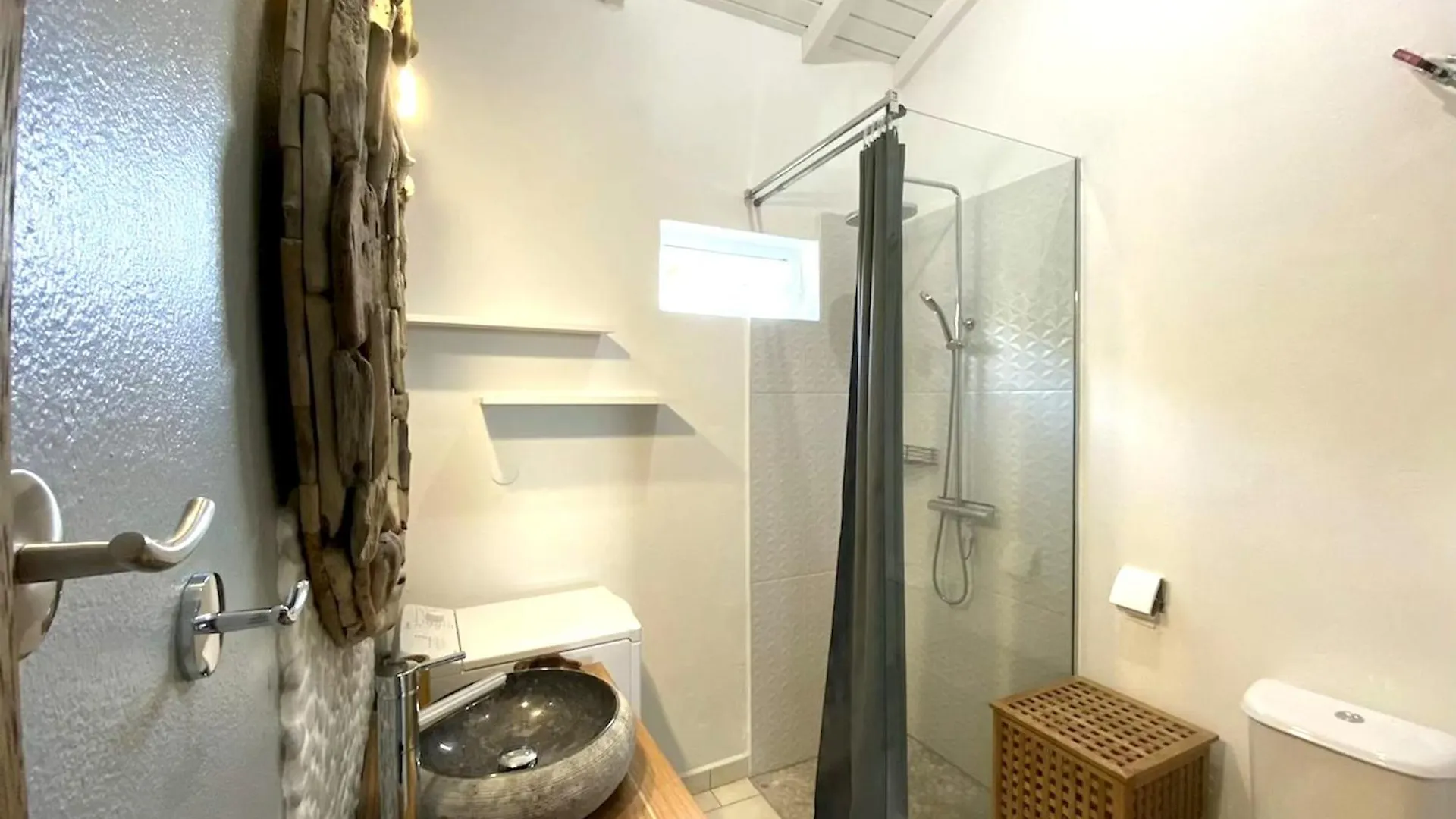 Bungalow Romantique A Deshaies + Piscine