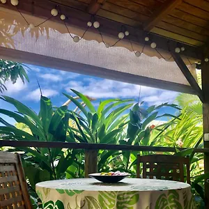  Hébergement de vacances Le Carbet Chez Piment Cafe