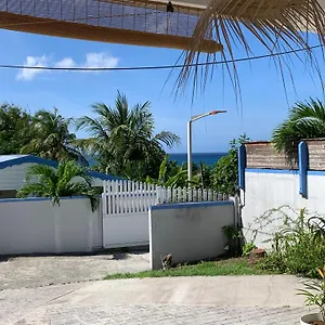  Hébergement de vacances Ti Bali